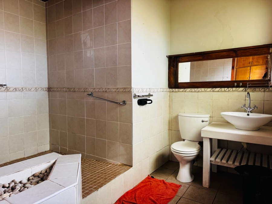 4 Bedroom Property for Sale in C Place Eastern Cape